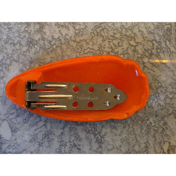 Antique Czechoslovakian Glass Orange Scallop Shell Clip - Picture 4 of 5